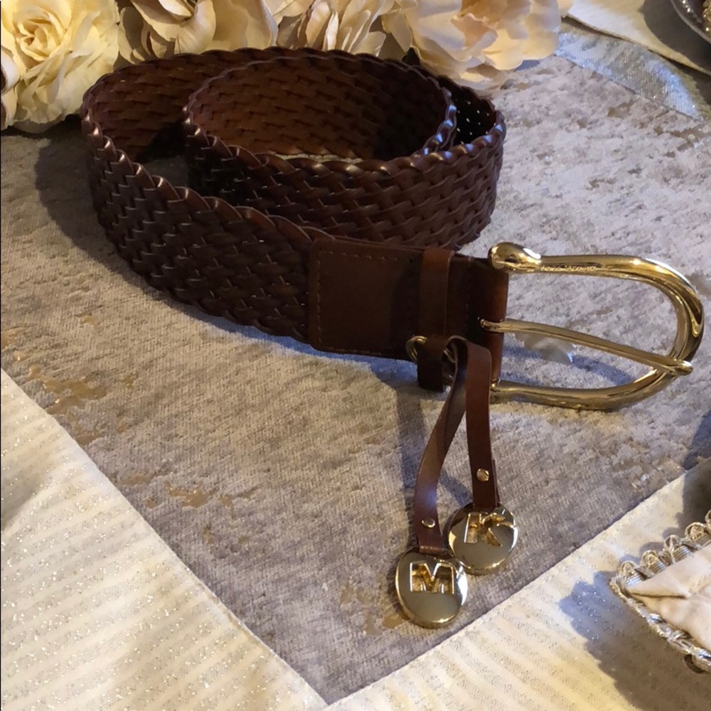MK wide belt